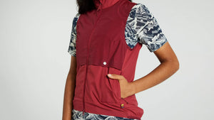 Specialized / Fjällräven Adventure Vest Woman, Pomegranate Red