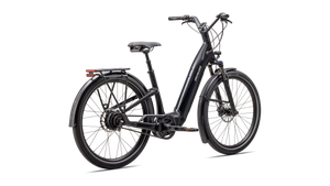 E-Bike in glänzendem schwarz mit tiefem Einstieg, schräge Ansicht von hinten