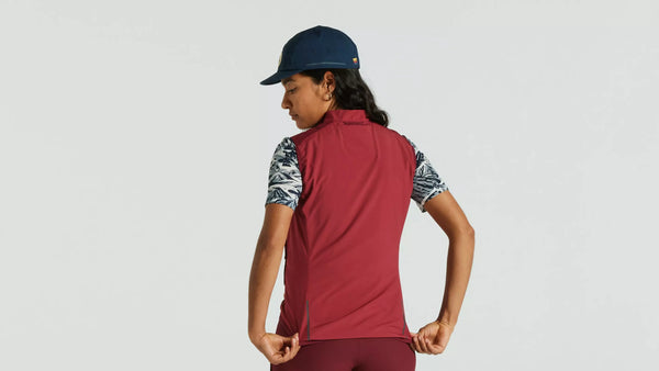 Specialized / Fjällräven Adventure Vest Woman, Pomegranate Red