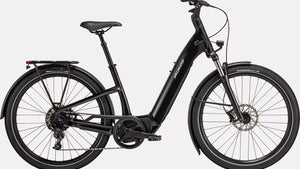 E-Bike Specialized Como, schwarz, seitliche Ansicht
