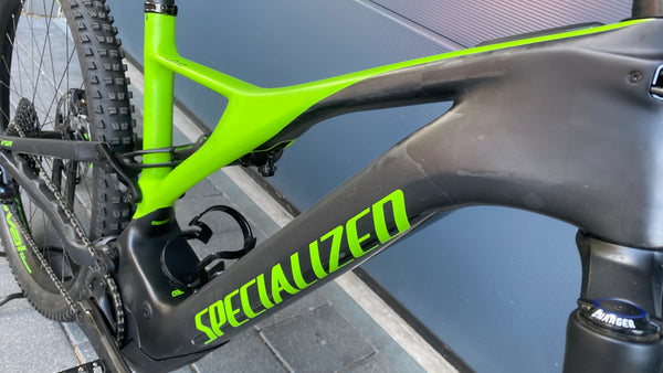 Specialized Levo Expert Carbon E-MTB, 2. Hand-Bike, nur 1340 KM