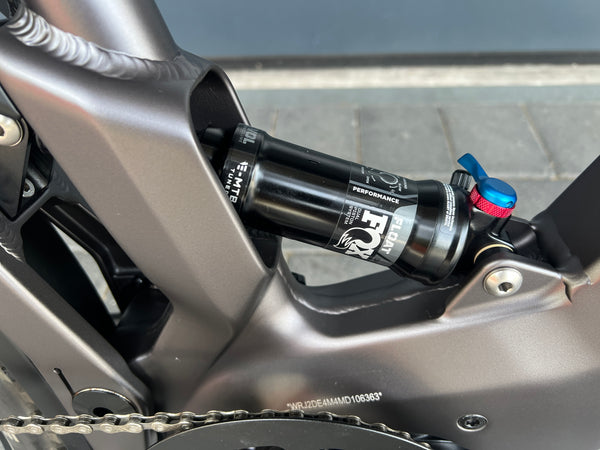Riese + Müller Delite GT Touring 51 cm, 2.Hand-Bike nur 1000 KM