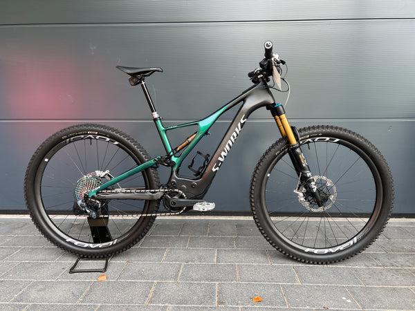 Specialized S-Works Levo E-MTB 2.Hand-Bike nur 300 KM Laufleistung