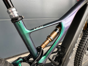 Specialized S-Works Levo E-MTB, 2. Hand-Bike, nur 300 KM