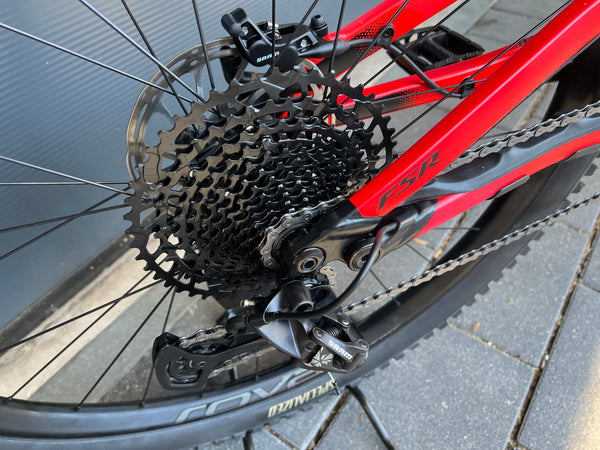Specialized Levo SL Comp Alu E-MTB, 2. Hand-Bike