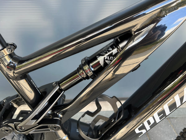 Specialized Levo Comp E-MTB, 2. Hand-Bike, nur 1300 KM, Neuzustand, Lupine Scheinwerfer