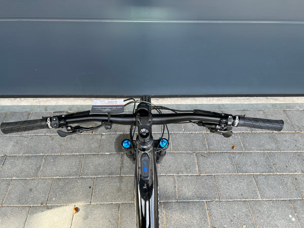 Specialized Levo Comp E-MTB, 2. Hand-Bike, nur 1300 KM, Neuzustand, Lupine Scheinwerfer