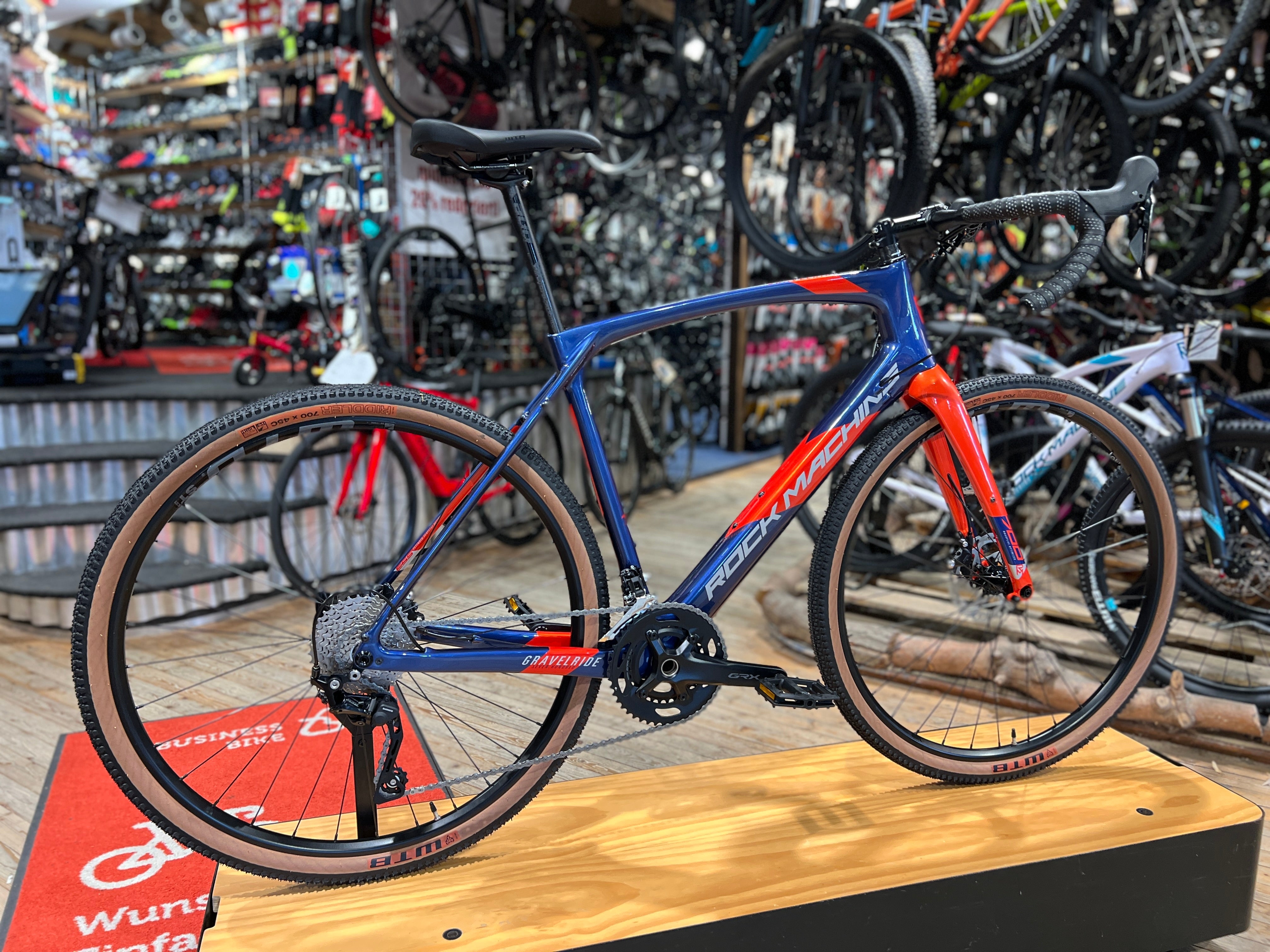 rennrad rock machine Rock Machine CRB-700 – Ihr Fahrradprofi