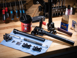 Bikeservice: Federstützenservice